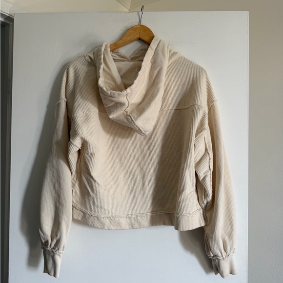 Anthropologie Pilcro Ivory Ribbed Cut Out Hoodie Top size XS EUC - Picture 5 of 8